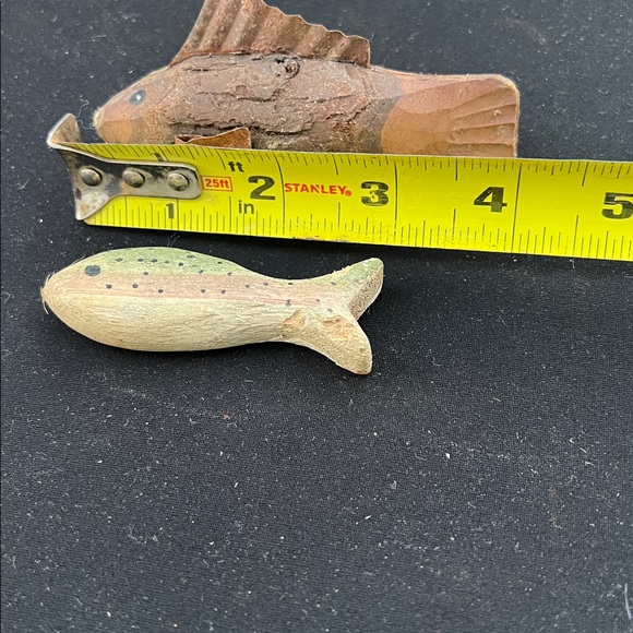 Handcrafted Wooden Fish Decor Set - Brown and Tan - Picture 2 of 2